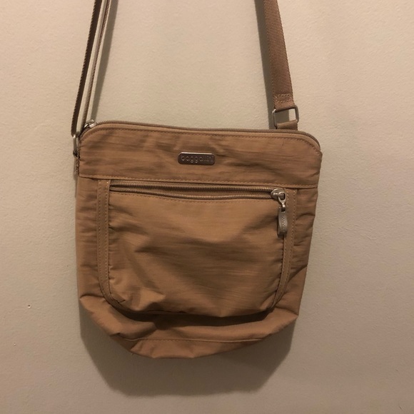 Baggallini Purse! - Picture 1 of 4